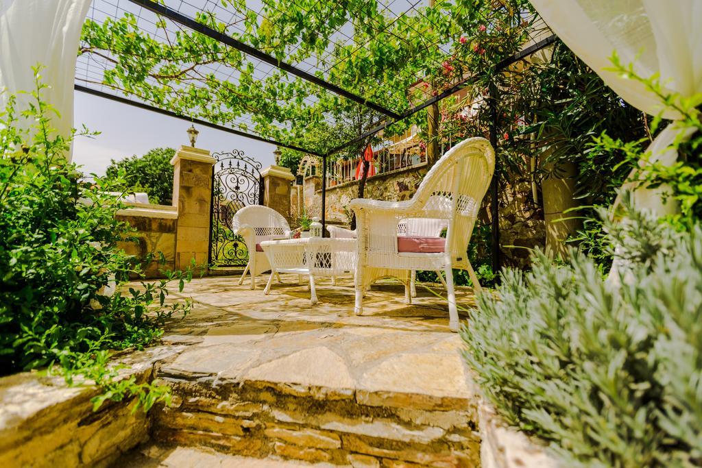 Cunda Esen Hotel Ayvalı Extérieur photo